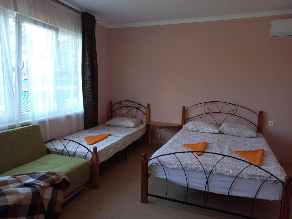 Inzhir Guest House New Athos Esterno foto