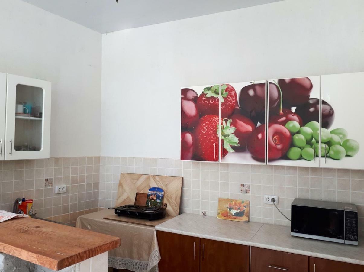 Inzhir Guest House New Athos Esterno foto